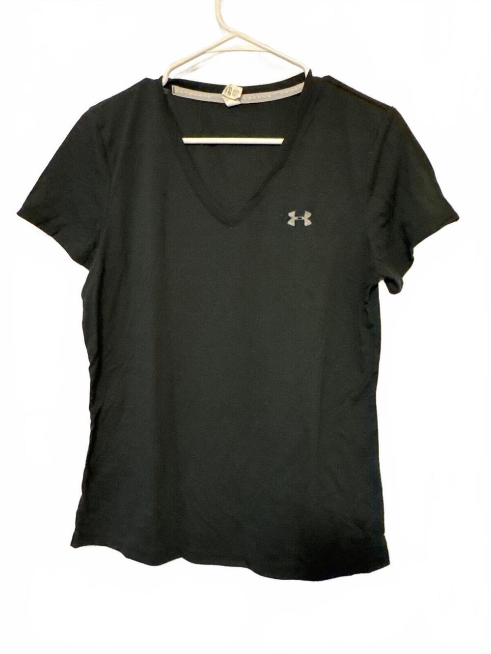 Under Armour Women's Black HeatGear V-Neck Athletic Shirt Medium